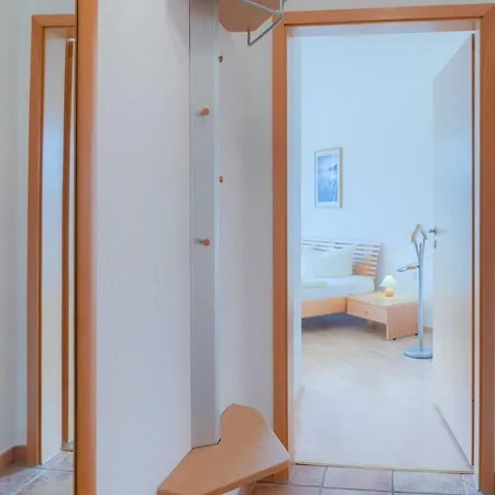 Strandhaus Thiessow, Mit 2 Baedern *