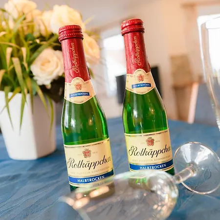 Strandhaus Thiessow, Mit 2 Baedern * 티소브