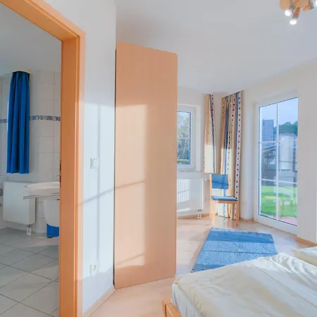 Strandhaus Thiessow, Mit 2 Baedern *