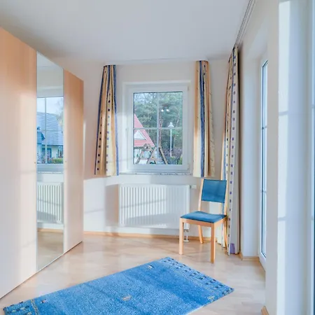 Strandhaus Thiessow, Mit 2 Baedern Apartman