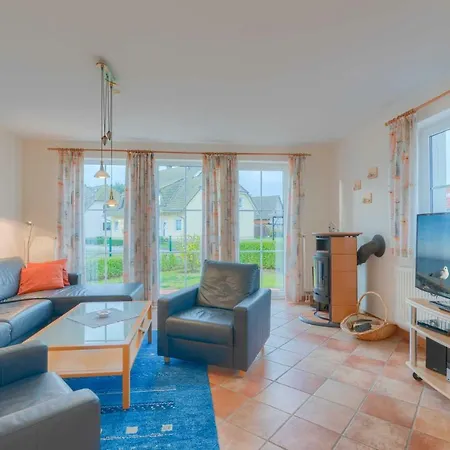 Strandhaus Thiessow, Mit 2 Baedern *